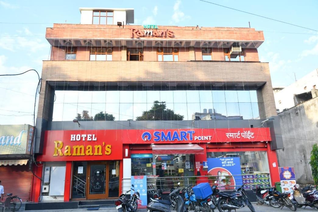 Hotel Raman'S Jagadhri ภายนอก รูปภาพ