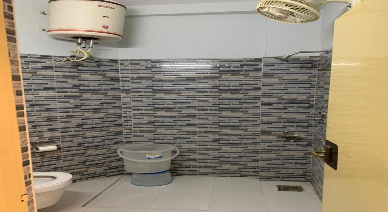 Hotel Raman'S Jagadhri ภายนอก รูปภาพ